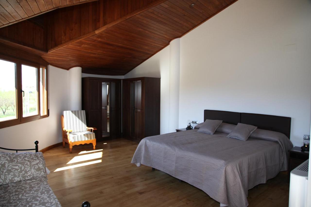 Casa Genes Chera Buitenkant foto