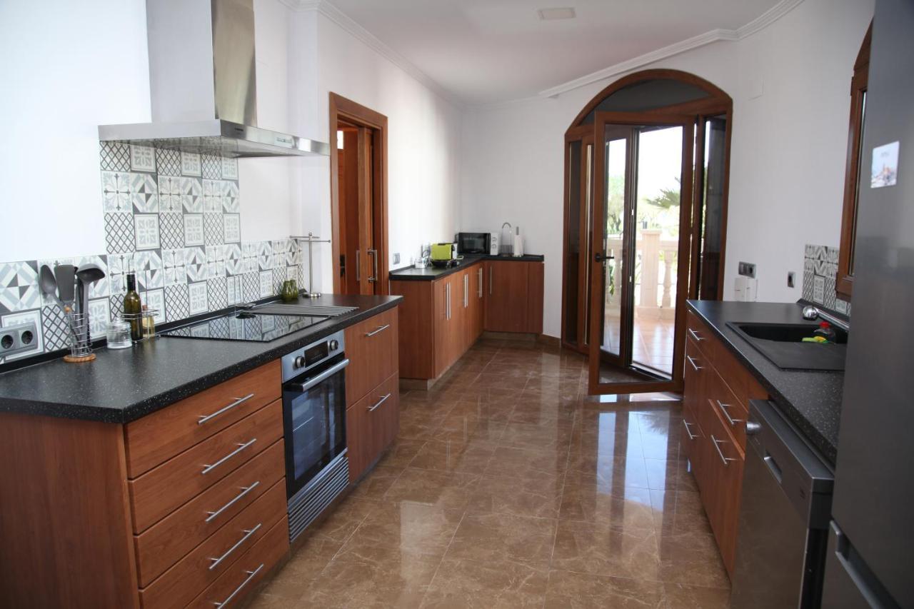 Casa Genes Chera Buitenkant foto