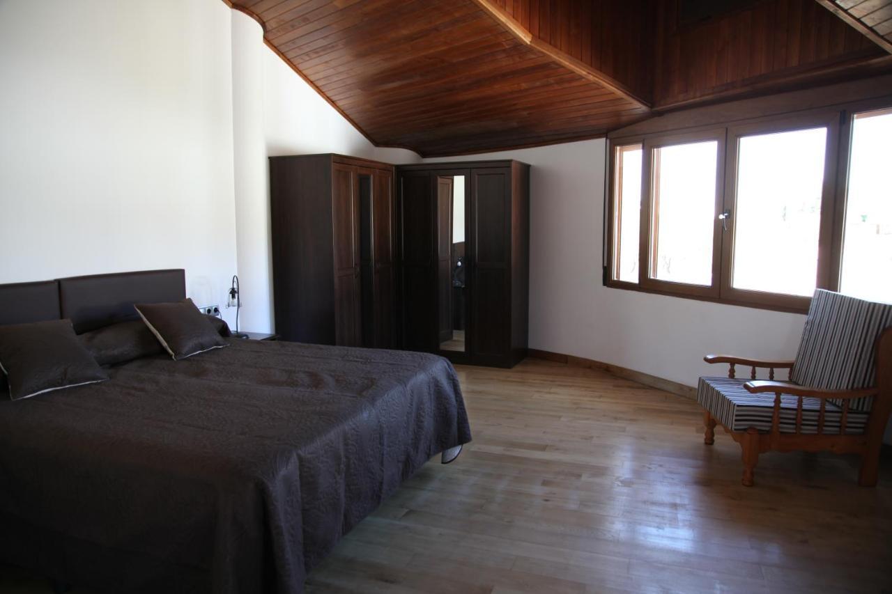 Casa Genes Chera Buitenkant foto